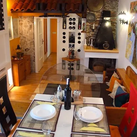 7even Guest house