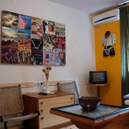 7even Guest house 3*